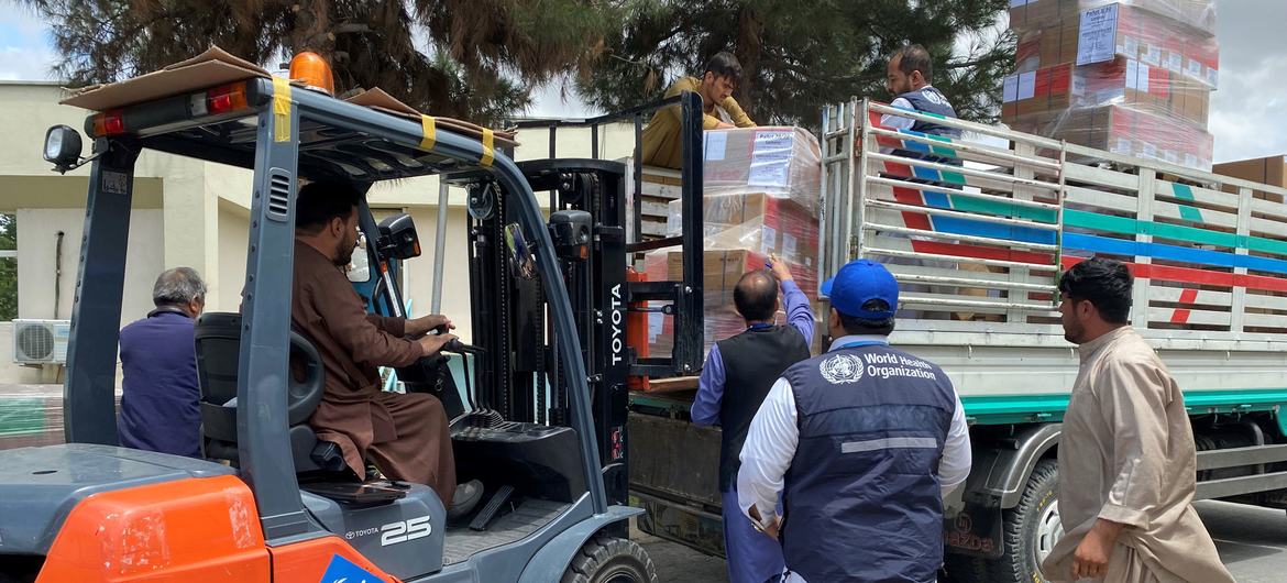 یک محموله 9.8 تنی و 95 متر مکعبی تجهیزات پزشکی به مناطق زلزله زده افغانستان در راه است.  این شامل 30 کیت بهداشتی اورژانس، 50 کیت جراحی و سایر داروها برای درمان مجروحان در بیمارستان‌ها است.