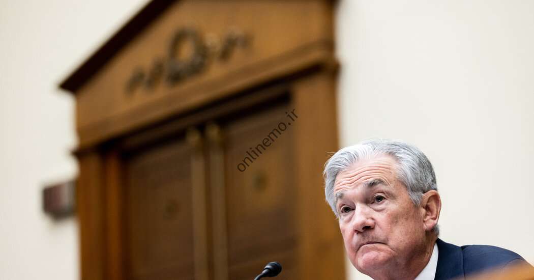 آیا فدرال رزرو در طول یک بحران بانکی نرخ بهره را افزایش می دهد؟